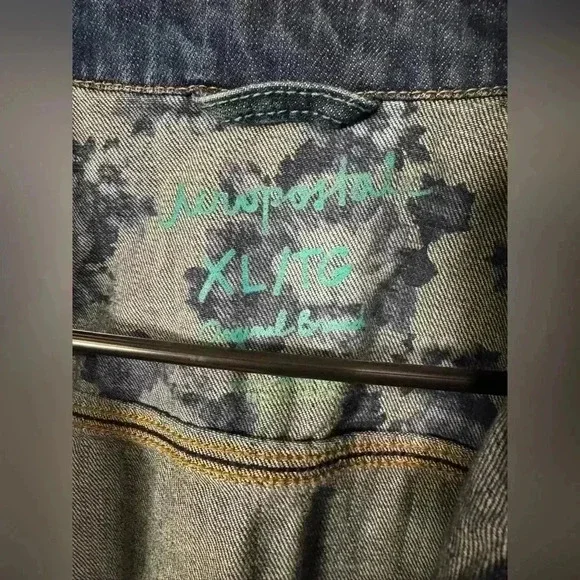 Aeropostale Cropped Jean Jacket – XL - Picture 3 of 7